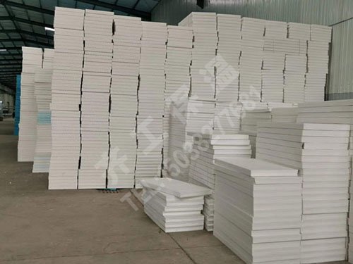 XPS聚苯板在存放時應(yīng)該注意哪些問題