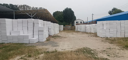 選用擠塑板做地暖保溫板運用有哪些長處呢？