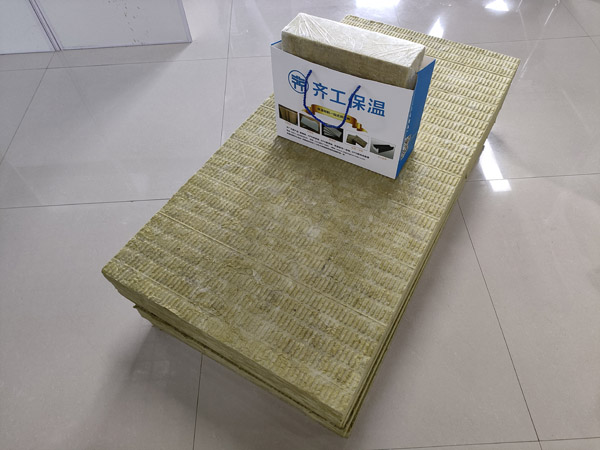 購(gòu)買(mǎi)巖棉板時(shí)應(yīng)該如何選擇