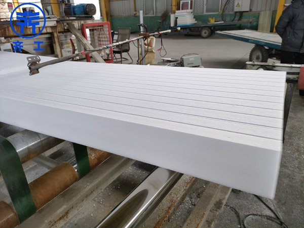 擠塑板廠的生產(chǎn)工藝是什么？